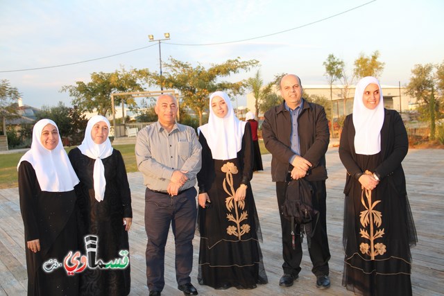 تم اضافة فيديو .. مدرسة الحياة الاعدادية تكرم مربيي الاجيال : الاستاذ احمد تايه ابو مكرم و الاستاذ فرج فريج ابو مؤمن بعد مسيرتهما الحافلة بالعطاء والانتماء